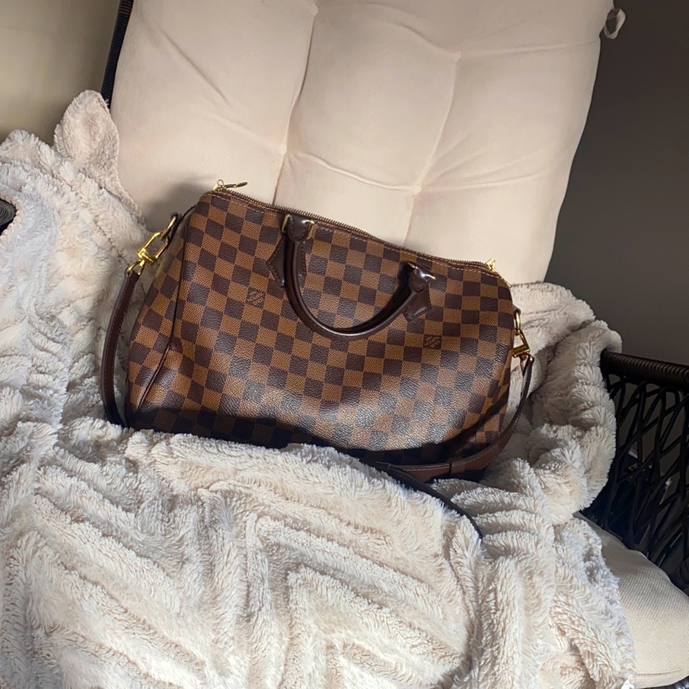 AUTHENTIC LV Speedy B 30